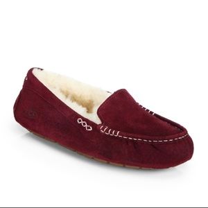 Burgundy Ugg Slippers